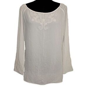 Express Cream embroidered Blouse Size (7/8)